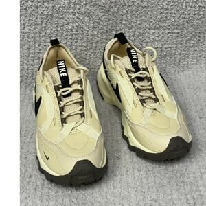 Nike Women's TC 7900 Cream Athletic Running Shoes Size 6.5 NIB #65673